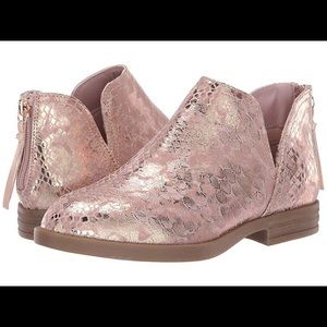 REACTION Kenneth Cole Girl Wild ESMA ROSE Size 2 BOOTIES PINK GOLD NORDSTROM